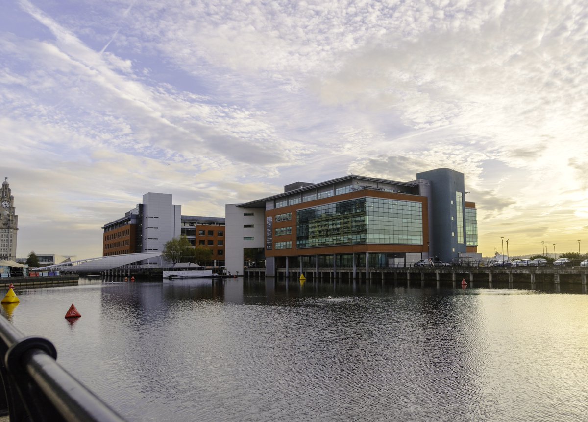𝗧𝗥𝗘𝗡𝗗𝗜𝗡𝗚: Small offices with flexible leases, co-working spaces, and a thriving community.

Princes Dock is the perfect place for small businesses in need of an inspiring space to establish and grow.

Book a viewing → cstu.io/52d0e2