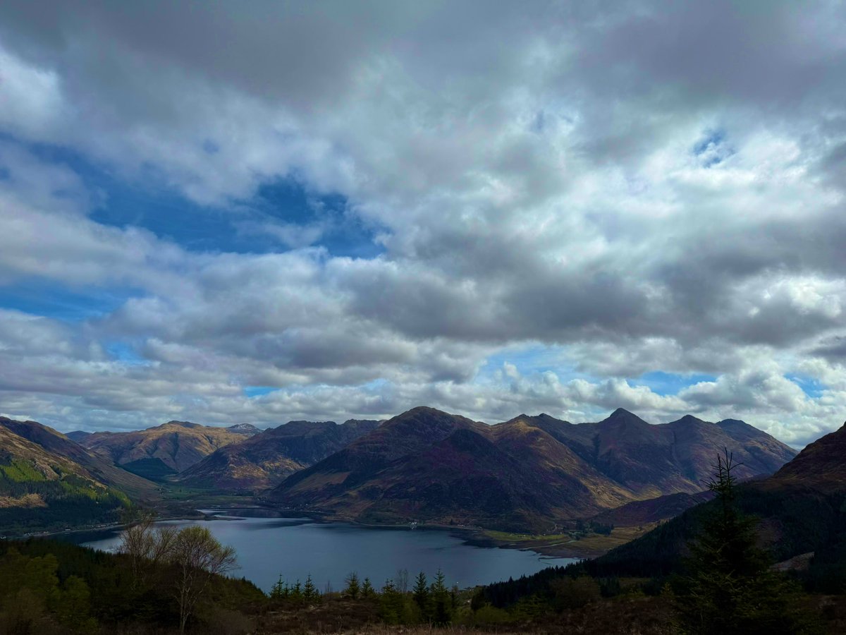 James MacInnes (@macinnesplant) on Twitter photo Five sisters of Kintail, Highlands of Scotland 🏴 <a href="/ThePhotoHour/">#ThePhotoHour</a> <a href="/VisitScotland/">VisitScotland</a> <a href="/StormHour/">#StormHour</a> Five sisters of Kintail, Highlands of Scotland 🏴 <a href="/ThePhotoHour/">#ThePhotoHour</a> <a href="/VisitScotland/">VisitScotland</a> <a href="/StormHour/">#StormHour</a>