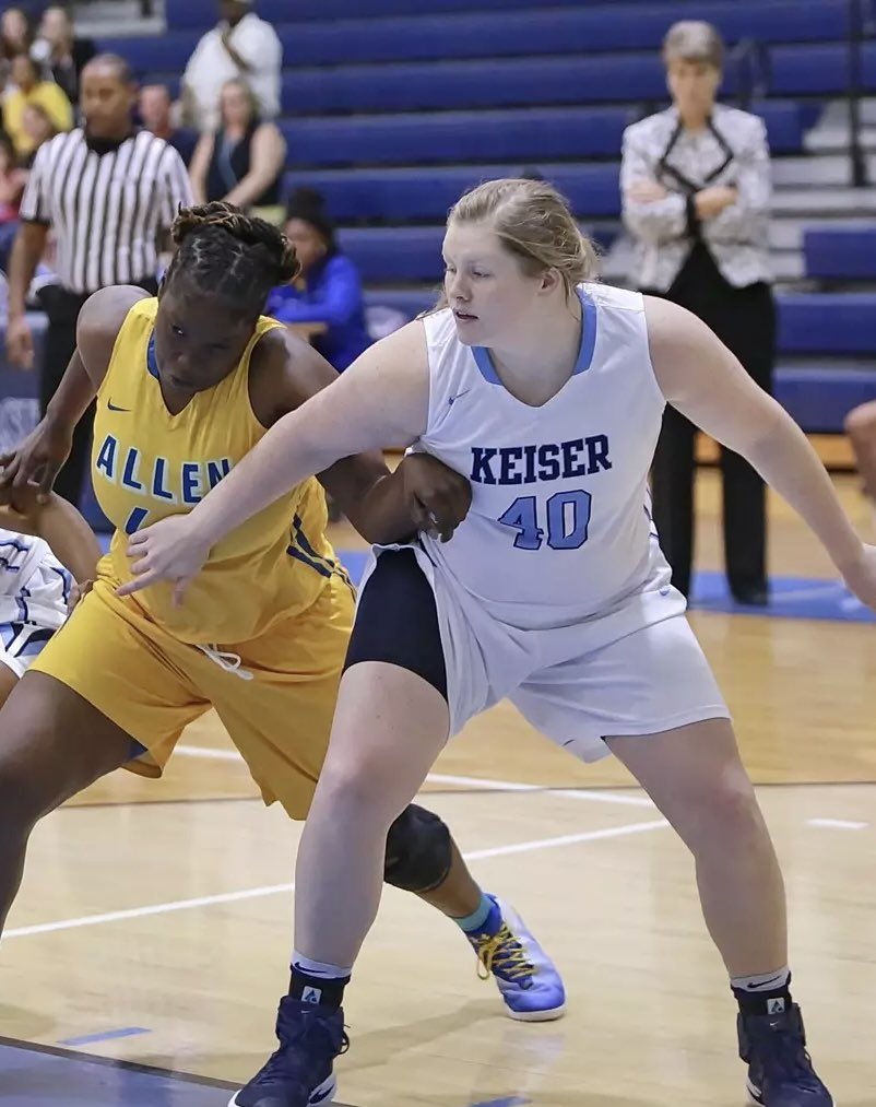 Wishing <a href="/Kelsi_Ash_32/">Kelsi Ash</a> a very Happy 🥳Birthday today!! Hope your day is FaNtAsTiC!! 💙 &amp; Miss You!! #fam4life💙