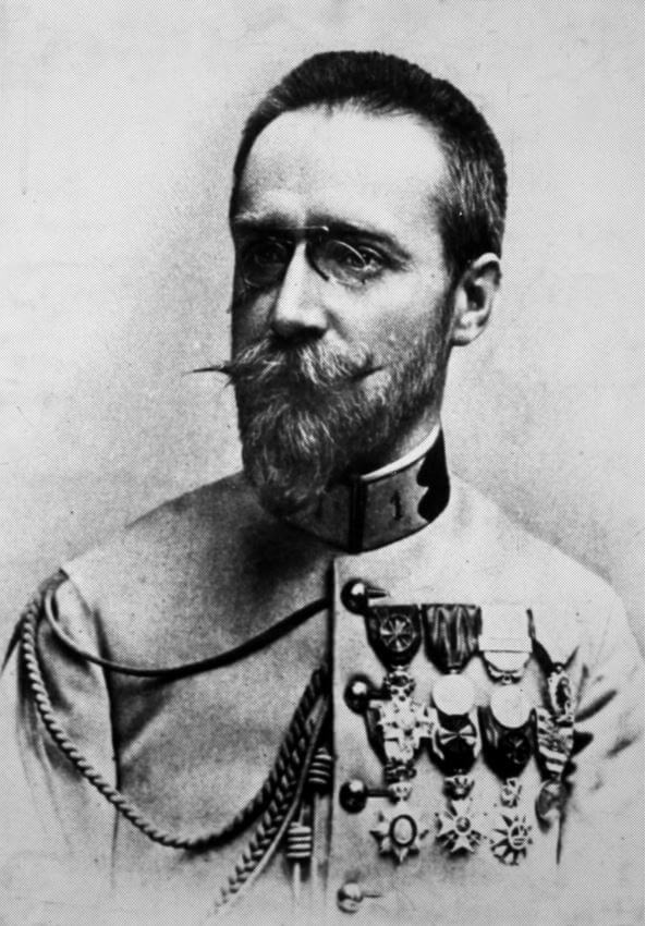 TheatrumBelli's tweet photo. 22 avril 1900 : bataille de Kousseri (actuel Cameroun).
Mort au combat du commandant Lamy qui donnera son nom à #FortLamy, devenu N'Djamena en 1973 (Tchad).
https://t.co/c9XenEbrVe https://t.co/j5c7ruHKkK