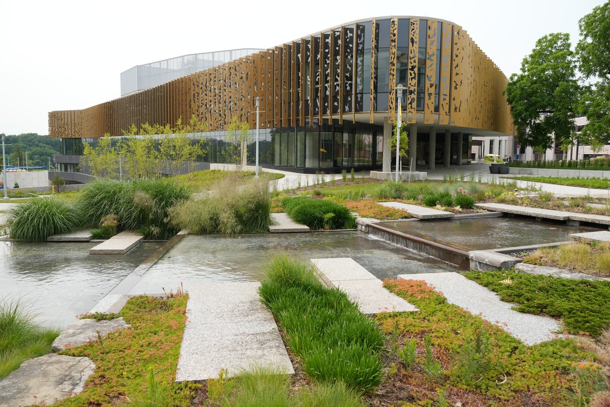 A glimpse at the #WMU Student Center year-round. 🌎 💛 🌱  

Happy #EarthDay from our little corner of the world to yours!