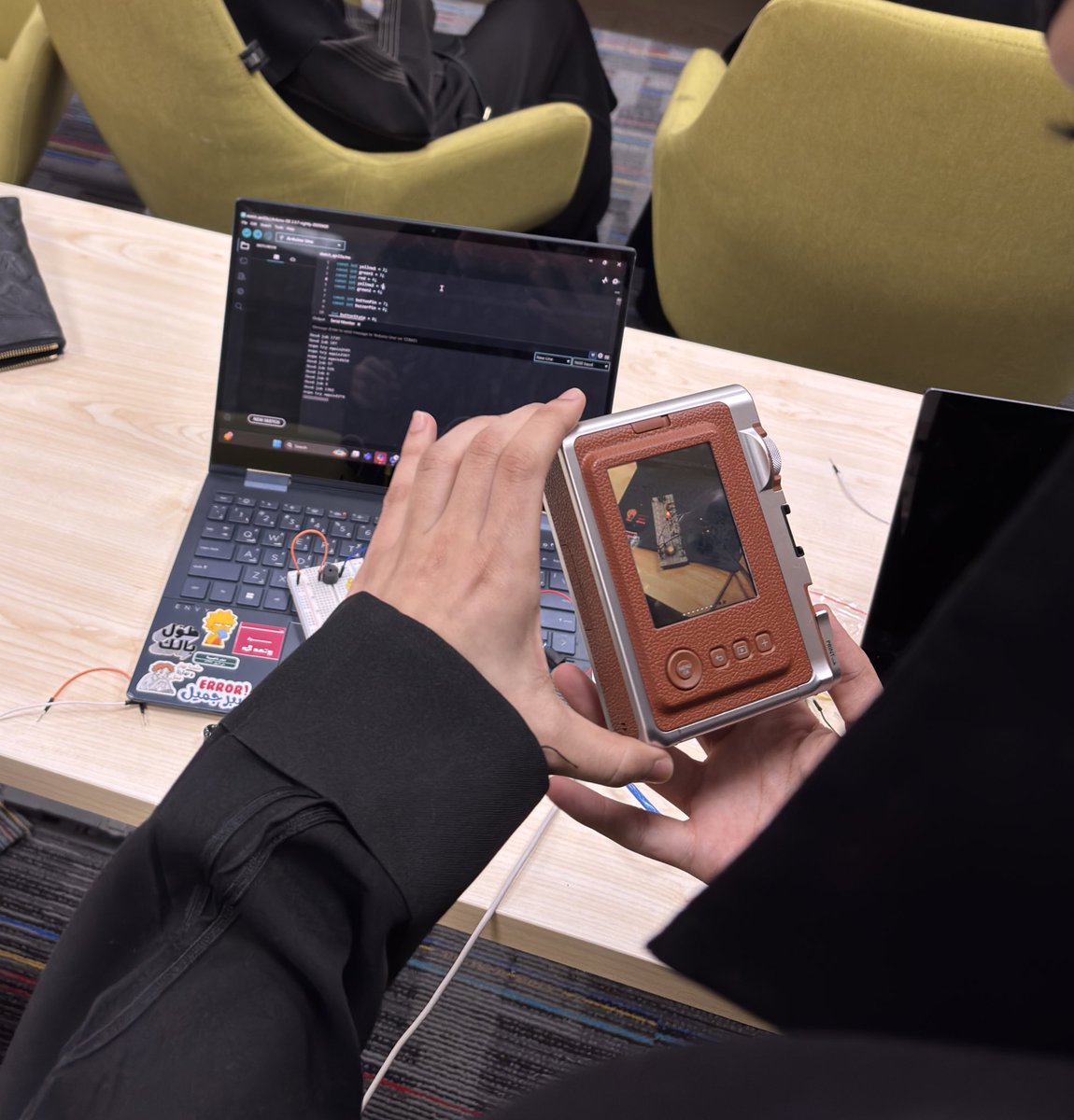 Day 2 | Arduino Workshop
خيييال واختيار الافكار الي نطبقها كان جدا موفق 🌟🌟