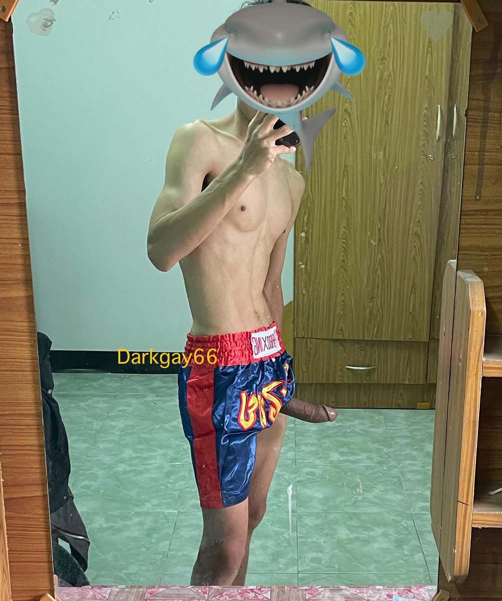 สุดหล่อที่เทอเหลว…ทำเสียวเท่าเรามั้ย😜☺️🤣#นักมวย56 #ควย9นิ้ว  ขอบคุณนักวาดมือโปร