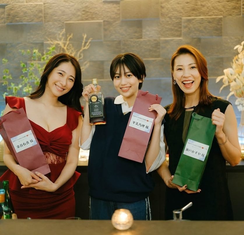 #あやひろ
#平美乃理
平美乃里さん演じる馬場満里奈！
実は惚れてる人多いんじゃないの？？？

是非ねくすとすてーじで超絶イケメンまりなちゃんの恋愛見たいです…！

一期は全然恋愛の匂いしなかったから是非見たい…本当に好きなキャラなんです…

(写真は平美乃理さん、あやひろインスタより)