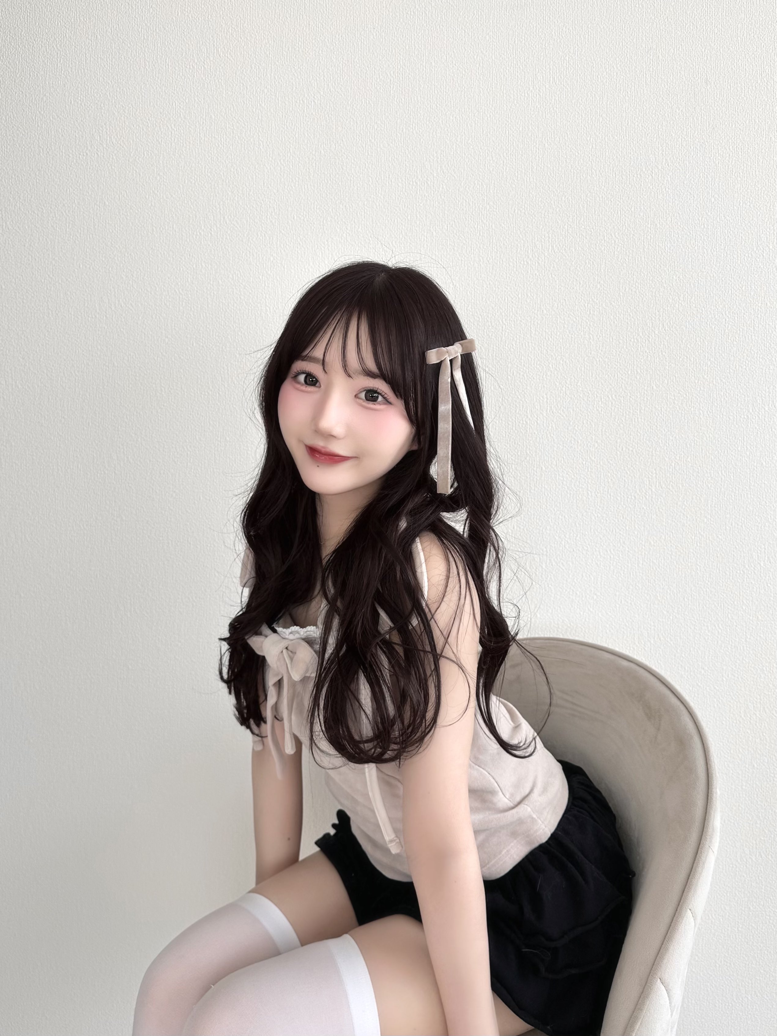 高山侑子 | . 4月🌷 新年度という事で心機一転、前髪切ってみ