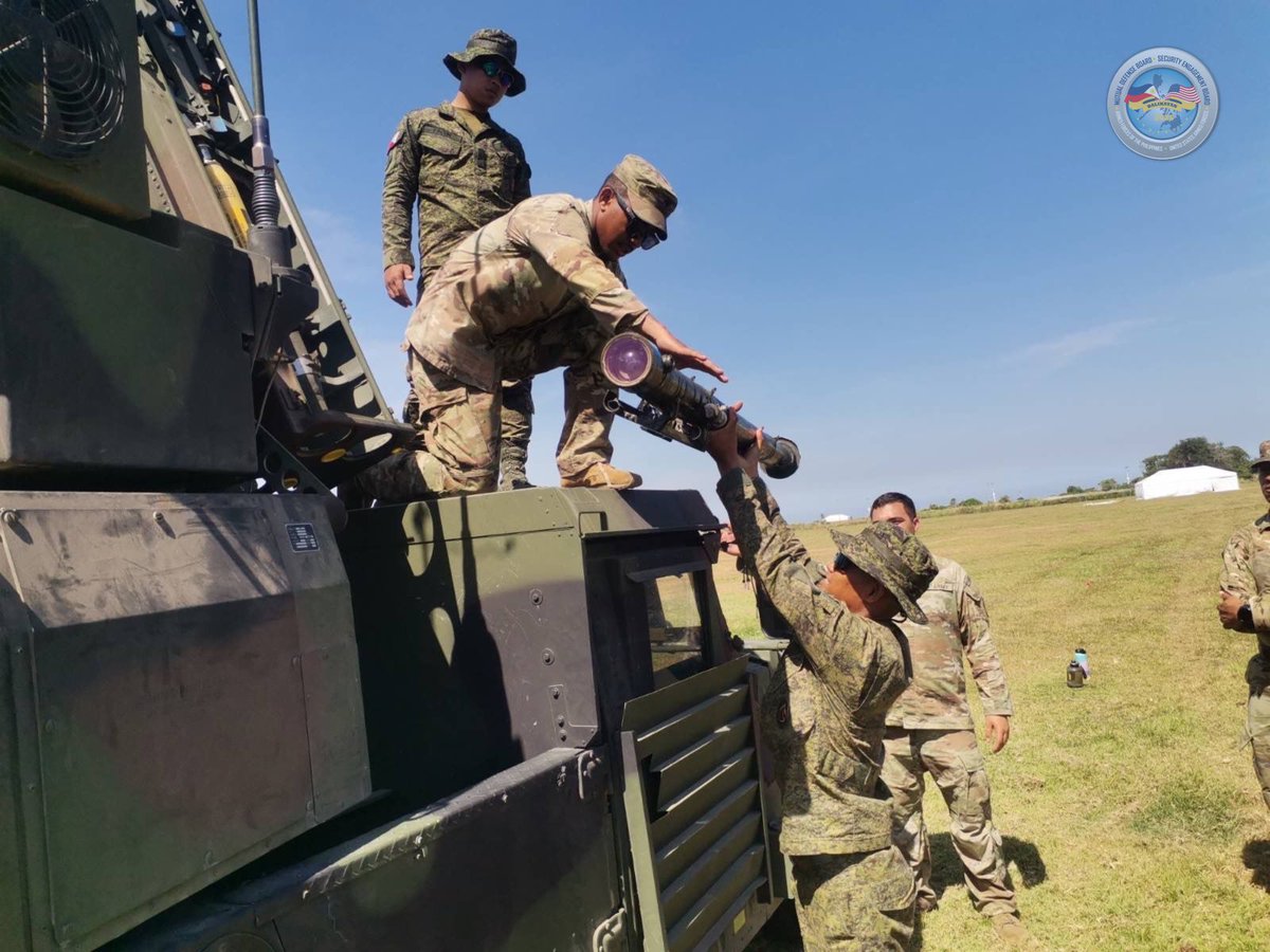EXERCISE BALIKATAN  |  PH-US Troops Conduct Avenger SMEE
Philippine and United States Army personnel participating in Exercise Balikatan  40-2025 came together at the Naval Education, Training and Doctrine Command (NETDC) in Zambales, for a joint formation and activity briefing