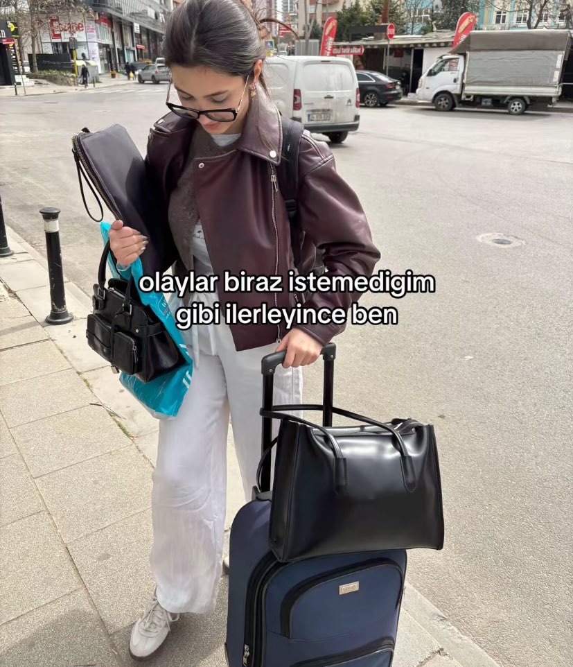 𝗦𝗲𝗻𝗮 (@artikdursena) on Twitter photo 