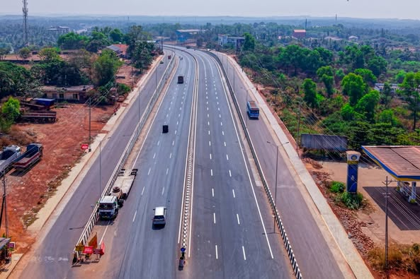 ദേശീയപാത 66 ൻ്റെ തലപ്പാടി മുതൽ ചെങ്കള വരെയുള്ള 39 കിലോമീറ്റർ ദൂരത്തിലുള്ള ആറുവരിപ്പാതയുടെ നിർമ്മാണം പൂർത്തിയായി. 
1780.485 കോടി ചിലവിൽ ലോകത്തിലെ തന്നെ ഏറ്റവും വലിയ രണ്ടാമത്തെ സഹകരണ പ്രസ്ഥാനമായ ULCCS പ്രസ്തുത പദ്ധതിയുടെ കരാർ ഏറ്റെടുത്ത് വിജയകരമായും സമയബന്ധിതമായും പൂർത്തീകരിച്ചത്.