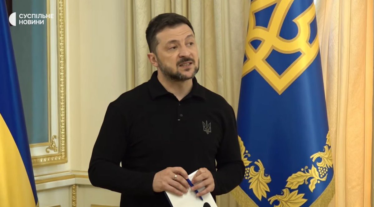 Ukraine does not legally recognize the occupation of Crimea, — Zelensky.

"There's nothing to talk about – it's outside our Constitution." This is our territory, the territory of the Ukrainian people. "That will not happen," the president emphasized.