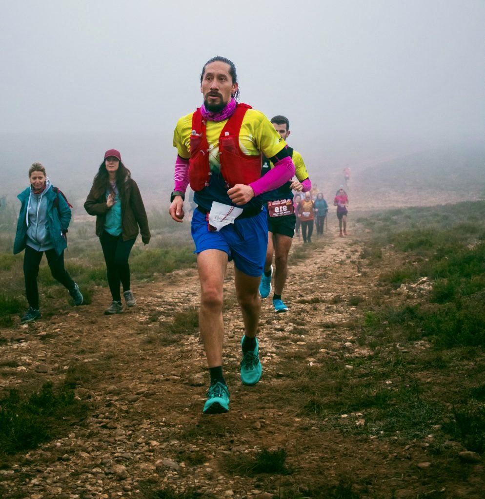 CarrerasMontana's tweet photo. PROBADAS! Las Saucony Peregrine 15 son para nuestro patrón @Vladytrail las mejores de la saga, hasta hoy. Por el doblete 🥇🥇 compitiendo con ellas y por las mejoras realizadas. 
Lee 👉 https://t.co/DJ4ACR2gkm
Video 👉 https://t.co/SOzrVm4BKD
#carrerasdemontaña #trailrunning https://t.co/9GatDW5brj