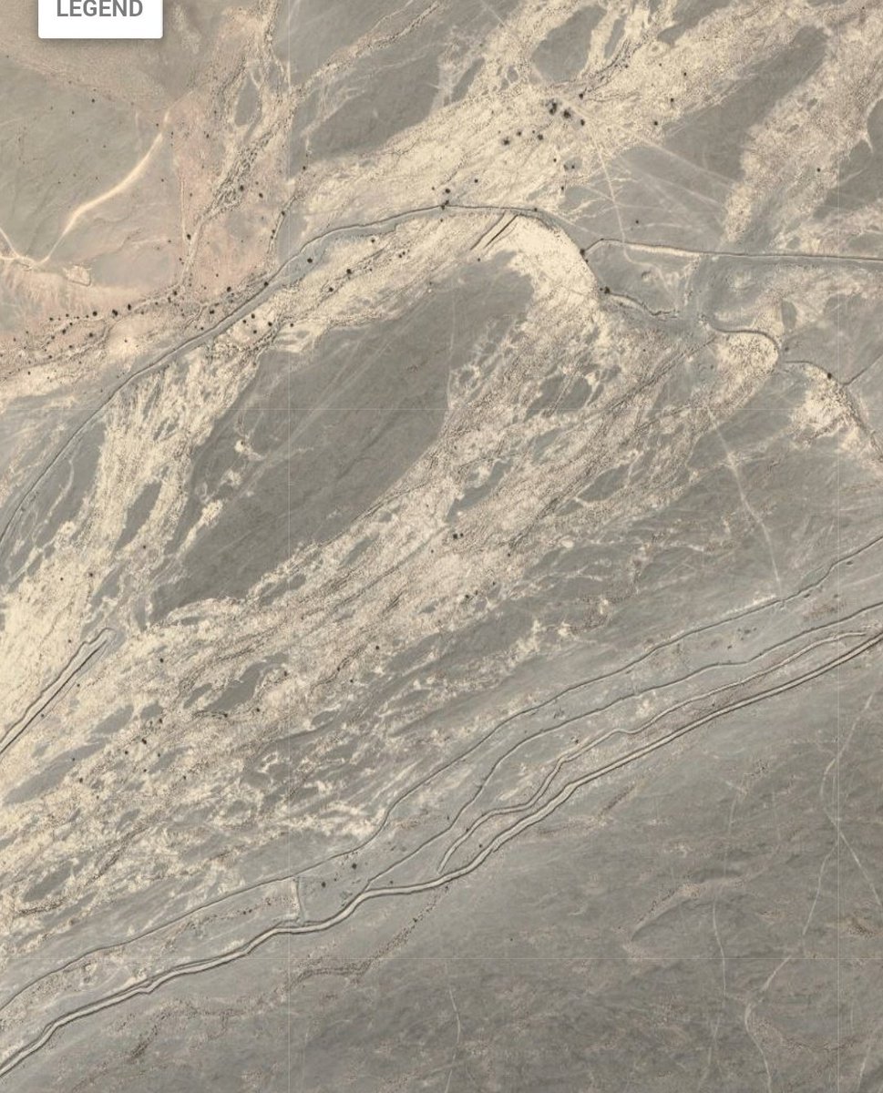 Still mapping everything out of the houthi defensive works, but to get you an idea of how dense their fortifications are, particularly on the Eastern flank. Some segments of this particular area of the front have eight lines of defense at 3/4 of a mile in depth
