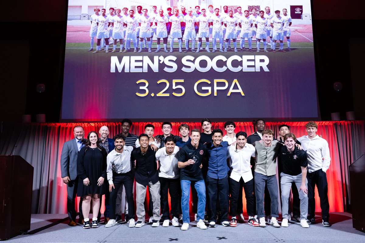 At last night's ACE awards, we were recognized for having the highest team GPA among SDSU men's teams and Reid Fisher was named the Male Scholar-Athlete of the Year! #STUDENTAthletes