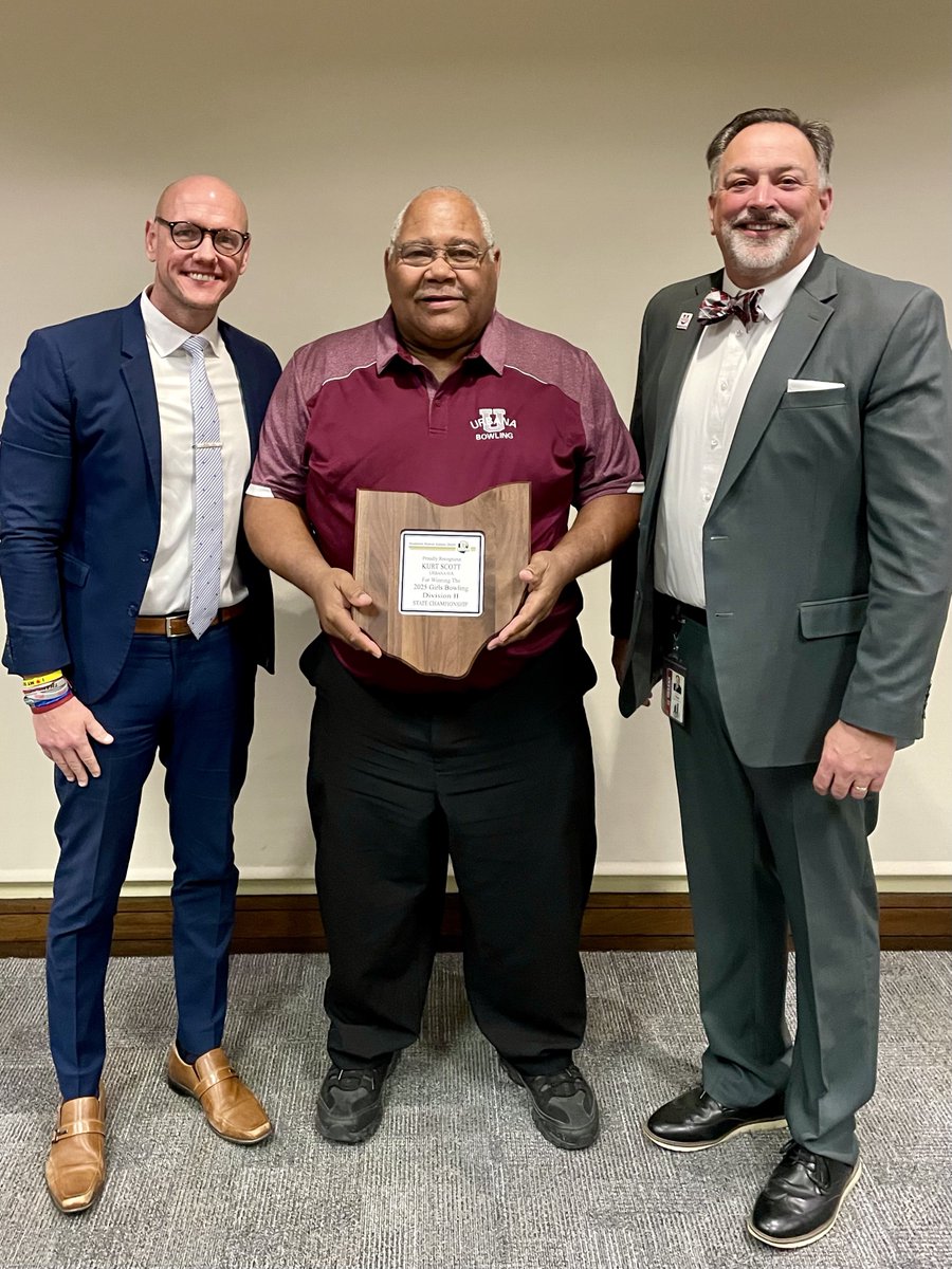 UrbanaOHSchools's tweet photo. Congratulations to coach Kurt Scott for being recognized by the OHSAA Southwest District Athletic Board for the 2025 Division II Girls Bowling Championship. https://t.co/xRMrXUY8Mm