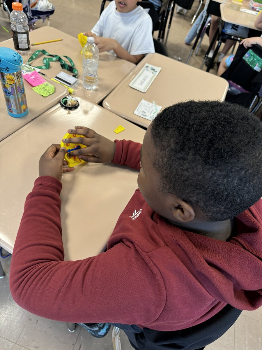 Ms. Hefferon tweet media