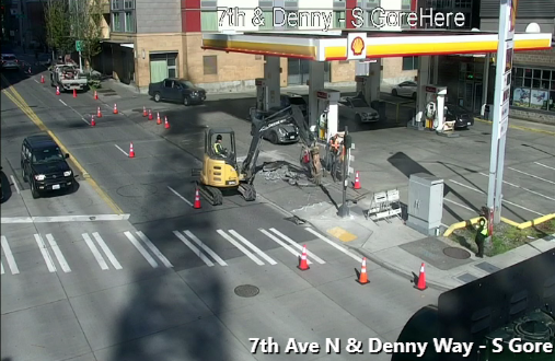 Dexter Ave n和6th Ave n封锁WB右车道之间的Denny