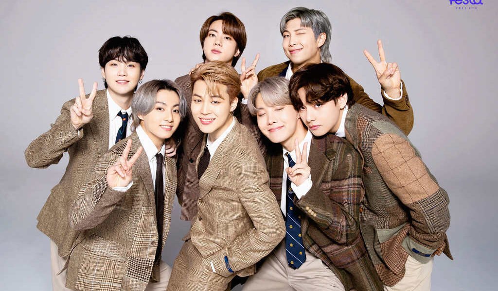 TOP100KPOP's tweet photo. #BTS | TOP 200 – MALE SINGERS (NOMINEES)

#1 JIMIN
#6 V
#8 JUNGKOOK
#12 JIN
#13 SUGA
#14 J-HOPE
#15 RM

👉 VOTE: https://t.co/2RuxcQsygA https://t.co/Gd7ViZOclr