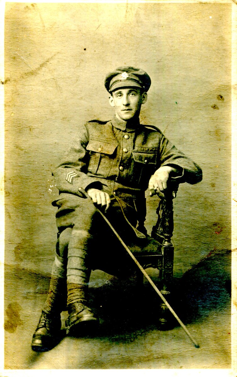 HELP ! 
Je recherche des informations concernant ce soldat britannique : Edward Hamilton passé par le Cambrésis en novembre 1918. 
I'm looking for information about this British soldier : Edward Hamilton visited Cambrésis in November 1918.
cc <a href="/sommecourt/">Paul Reed</a> 
Merci !