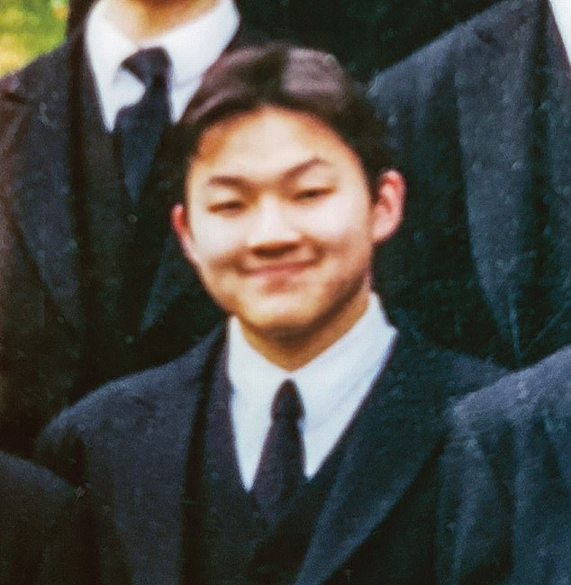 lebigh_official's tweet photo. O vigarista que enganou Leonardo DiCaprio.

Conheça Jho Low.

- Roubou US$ 4,5 bilhões de seu próprio país.
- Pagou milhões a celebridades para se divertir.
- Desapareceu sem deixar rastros.

Veja como ele aplicou o maior golpe de que você nunca ouviu falar: https://t.co/RfXjoVP3gN