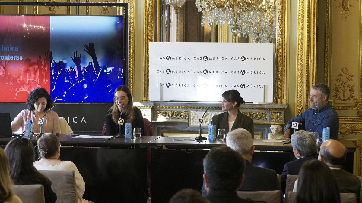 Casa de América (@casamerica) on Twitter photo 🎶 Participamos del diálogo 'La música latina no tiene fronteras', con motivo de la presentación del informe del <a href="/ONE_Nebrija/">Observatorio Nebrija del Español</a> y de la expo 'LATINA' en <a href="/casamerica/">Casa de América</a>.
👥 Con <a href="/moisesmoreram/">Moisés Morera Martín</a>, <a href="/Crisregatero/">Cris Regatero</a>, <a href="/lmcazalla/">Lou Moreno Cazalla</a>, Andrés Ochaita y Nidia Vázquez.
🤝 Con <a href="/Nebrija/">Universidad Nebrija</a> y <a href="/ONE_Nebrija/">Observatorio Nebrija del Español</a>. 🎶 Participamos del diálogo 'La música latina no tiene fronteras', con motivo de la presentación del informe del <a href="/ONE_Nebrija/">Observatorio Nebrija del Español</a> y de la expo 'LATINA' en <a href="/casamerica/">Casa de América</a>.
👥 Con <a href="/moisesmoreram/">Moisés Morera Martín</a>, <a href="/Crisregatero/">Cris Regatero</a>, <a href="/lmcazalla/">Lou Moreno Cazalla</a>, Andrés Ochaita y Nidia Vázquez.
🤝 Con <a href="/Nebrija/">Universidad Nebrija</a> y <a href="/ONE_Nebrija/">Observatorio Nebrija del Español</a>.