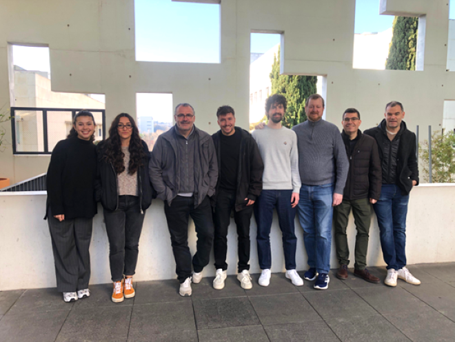 icn2nano's tweet photo. 🤔 Know Distinkt and Futurechromes? 🚀 They emerged from @Nanosfun_ICN2. One fights #counterfeiting, the other creates smart coatings for windows &amp; lenses using #photochromic nanomaterials.

👏 Kudos!

💡Curious? Check this out ➡️ https://t.co/h35LB0xSBC

#Innovation #LabToMarket https://t.co/HErWL9oCKl