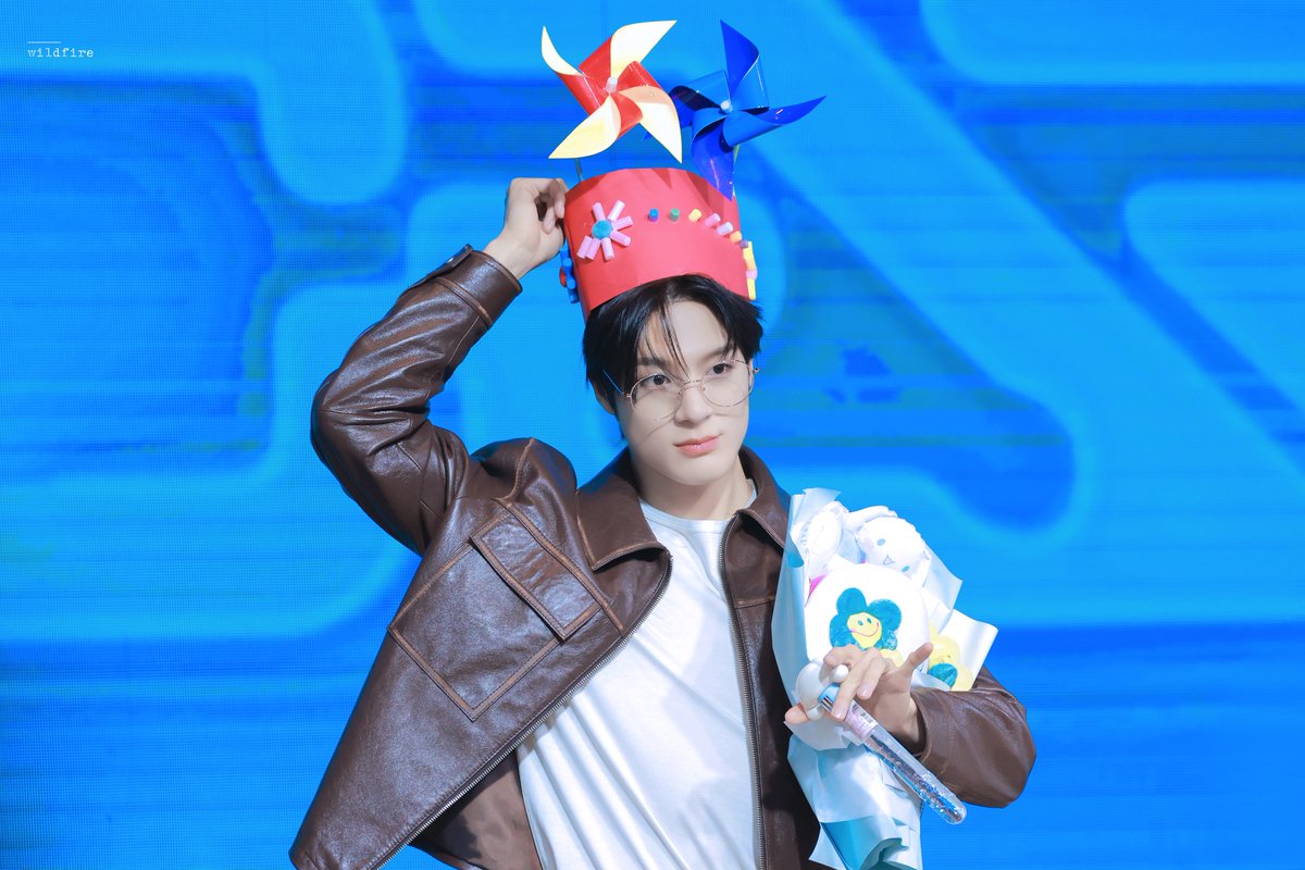 언제나 행복하기 바래💕

#우리의바다_제노야_생일축하해 
#heavenLeeJENODay