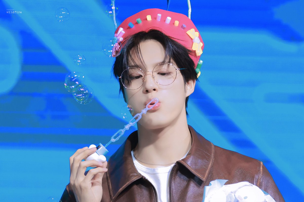 𝐖𝐢𝐥𝐝𝐟𝐢𝐫𝐞. tweet media