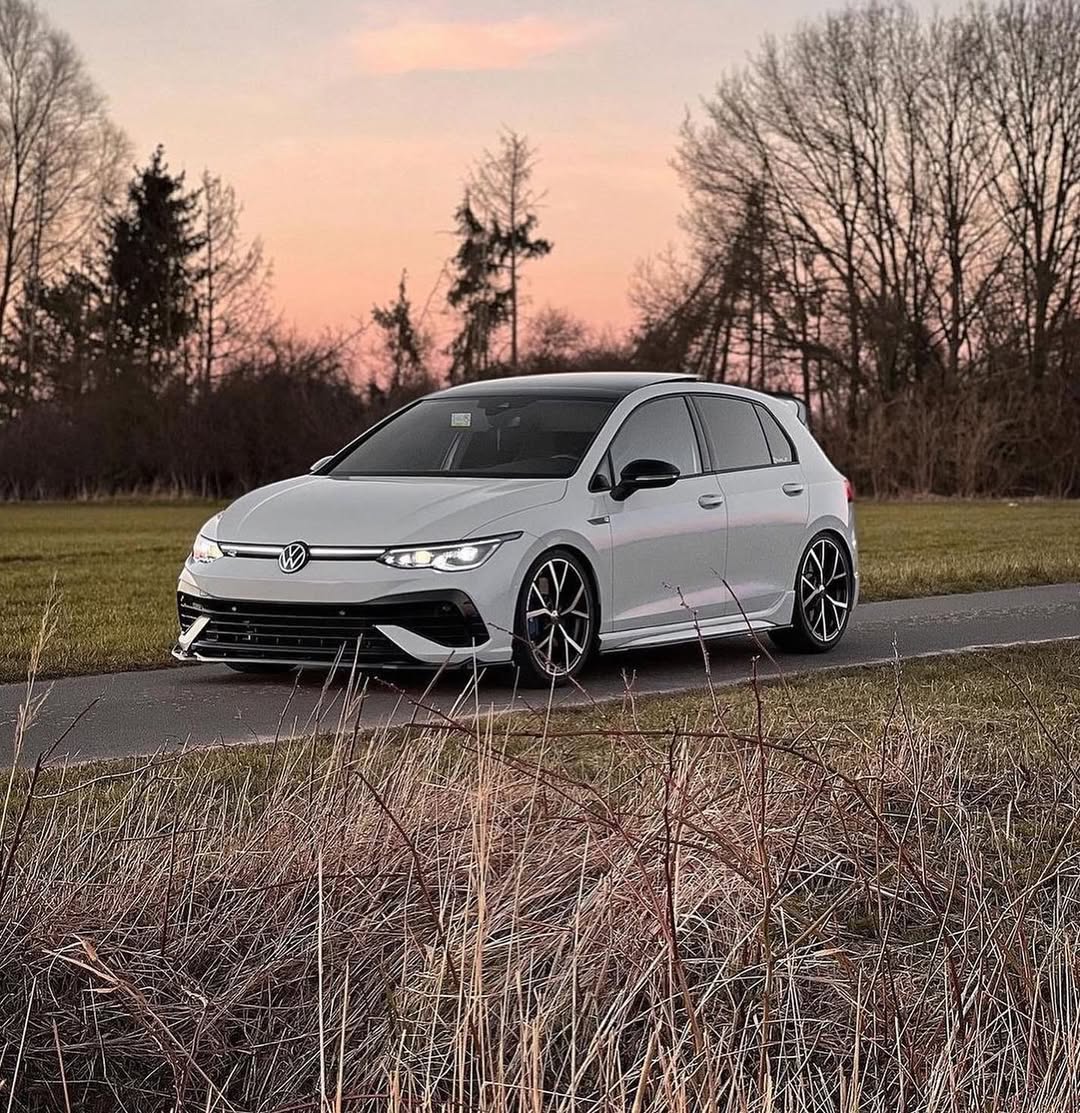 manifesting the VW GOLF MK8R 🤍🤍