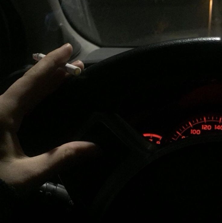 Yorgun ve aç YaLçın 
İçin gün buraya kadar dinlenme zamanı günün sözü 
Olmadan olmaz dimi 
Bazen SAF ayağına yatın'ki karşınızdaki 
Kendin AKILLI sansın😉📌🎶🦅😎