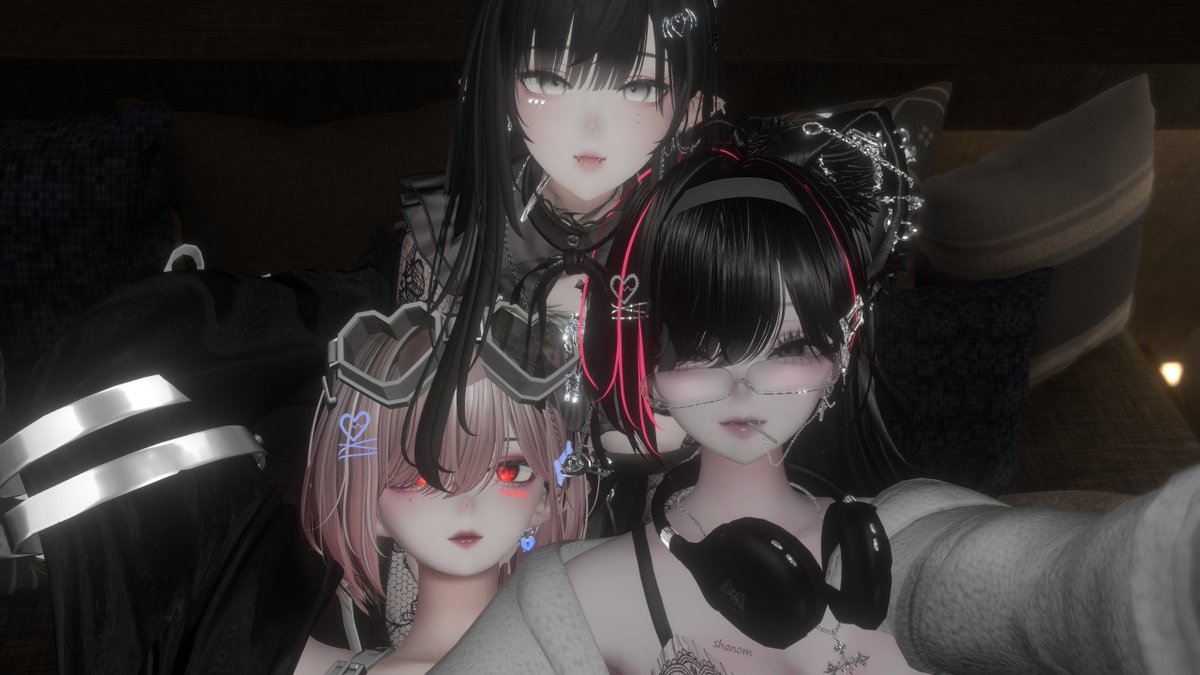 shanom_vrc's tweet image. good night !🥱