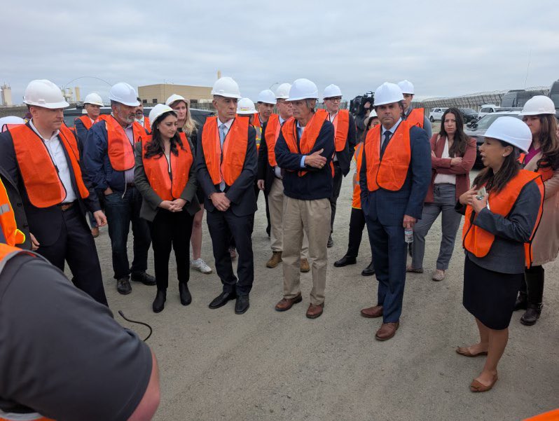 Paloma Aguirre (she/her/ella) tweet media