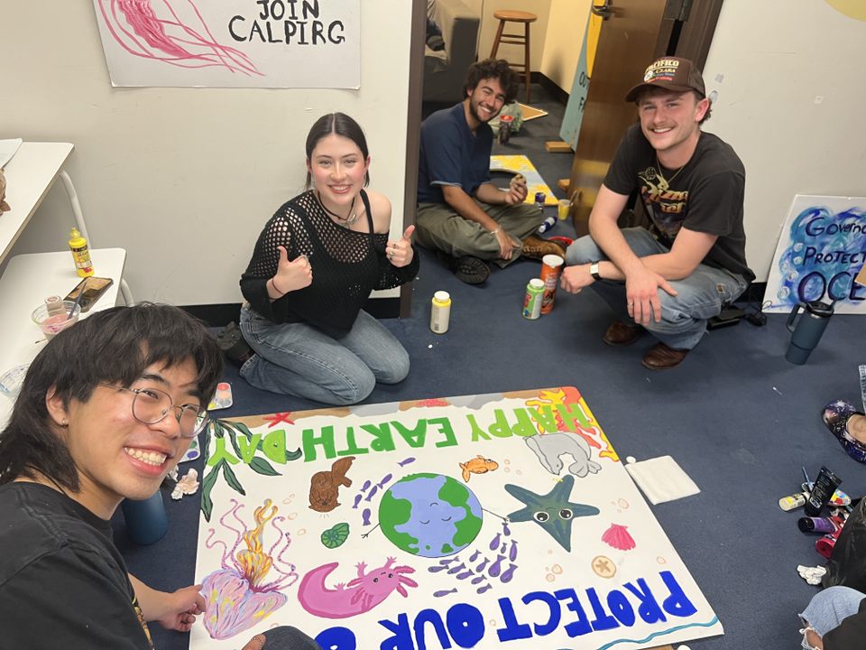 Students at <a href="/UCLA/">UCLA</a> are organizing local events to call for stronger ocean protections! 🪸🌊 Here's are team getting ready for #YouthEarthWeek! #EarthDay #gobruins