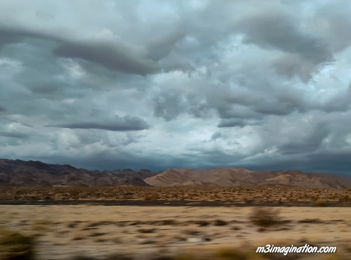 Imaginatio74669's tweet image. Driving to Arizona last Friday before coming into the Palm Springs area, had some beautiful clouds formations that I had to quick snap a photo of ..  California
#mextures #california #landscapephotography #photography #photographylovers #photographyislife #photographyeveryday