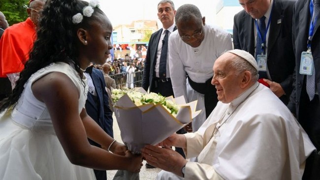 « Retirez vos mains de la #RDC… » : appel courageux du Pape François, décédé lundi au Vatican caritasdev.cd/actualites/ret…