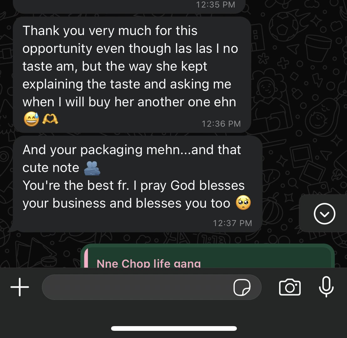 chop_life_wraps's tweet photo. Meet Onyi, our first Sunday giveaway winner๐
#choplifewraps #choplifewrapsshawarma #bestshawarmainjos #jostweet #jos https://t.co/2R8X13T19W