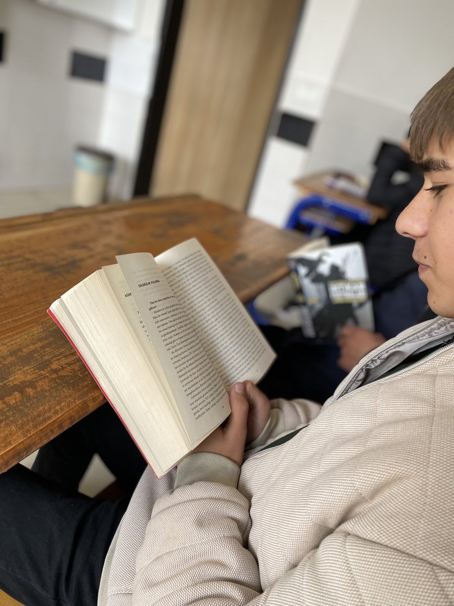 DerinkuyuL's tweet photo. KÜTÜPHANELER HAFTASINI KUTLADIK
 “61. Kütüphaneler Haftası” kapsamında okulumuzda çeşitli etkinlikler düzenledik. https://t.co/XuRyMb3Hnn