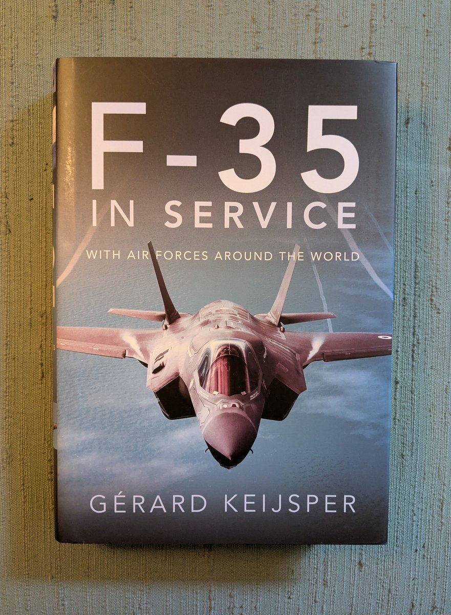 MartinKoenigsb2's tweet photo. Jiminy Christmas - the Mailman delivered!! Gotta get reading right away!! #WhatAreYouReading #BookReviews #21stCenturyHistory #MilitaryHistory #AvGeek #AviationHistory #AmericanHistory #NATO #AirSuperiority #Fighter #JointStrikeFighter #PostColdWar #USAF #RAF #USMC @USAS_WW1 https://t.co/Dsqgzxq0oy