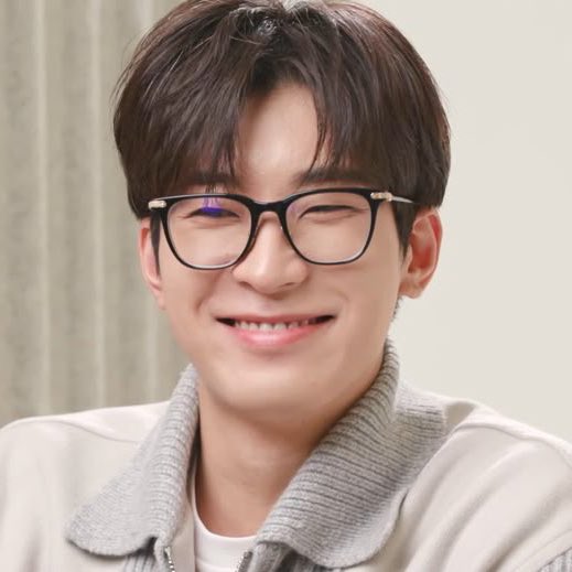 proof that ‘wonwoo is cold’ is a stereotype and its not true - a thread 🧵🐈‍⬛