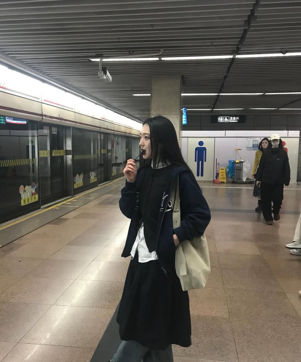 hannah tweet media