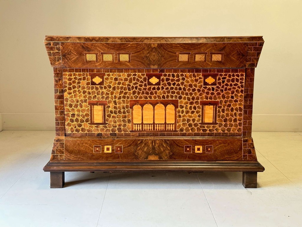 This Spanish-made chest is likely a one-off, made for a family to mirror their own house. The exquisite inlay mimics brickwork and masonry with a fine blend of boxwood, satinwood, rosewood, and some burr woods.

Spanish commode, c. 1850, @nick_jones_antiques

#AntiqueOfTheDay