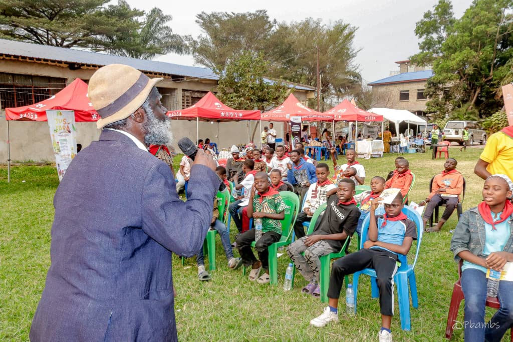 Rewind ⏮️ 
Retour en images sur la 2ème édition du Festival des aliments traditionnels et locaux, qui s'est tenue du 15 au 17 Août 2024 au campus Saio de l'université Omnia Omnibus, avec comme thème : " La gastronomie congolaise vecteur de l'authenticité alimentaire 🇨🇩".
1/4