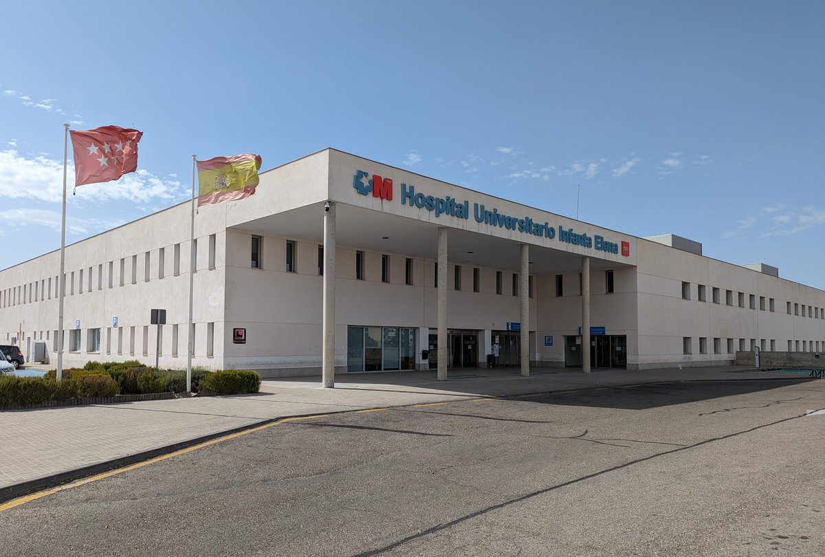 #Agenda 📆 Para conmemorar el #DíaDelLibro, mañana por la mañana nuestro Corner de Salud obsequiará rosas a los pacientes que se registren en el Portal del Paciente y cumplimenten sus datos cardiosaludables