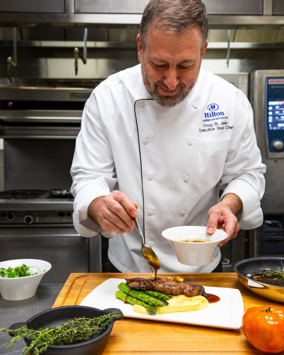 Hilton Americas-Houston tweet media