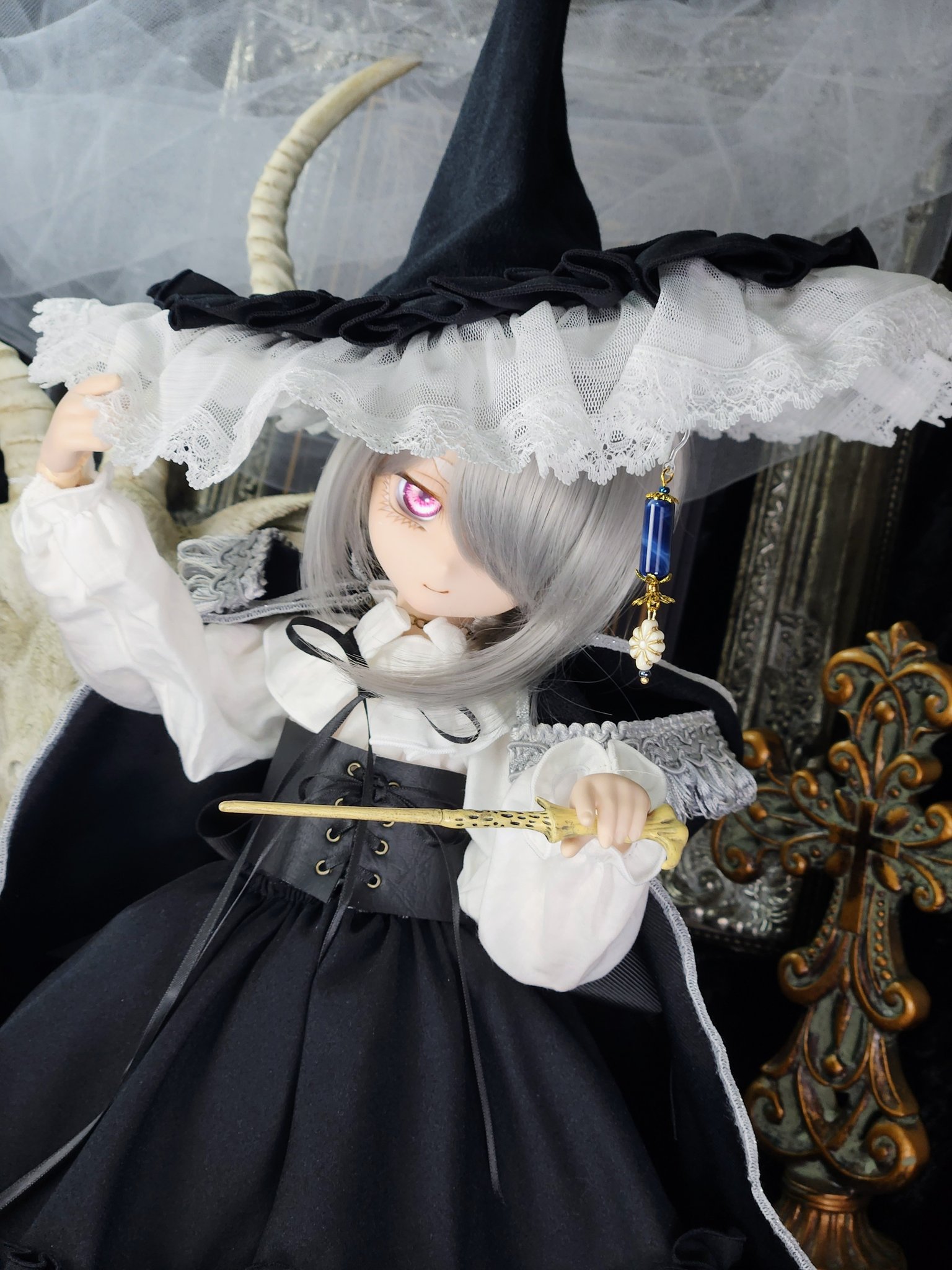 3人の魔女（GUMI） (@meeeeeeeeegumi) / X
