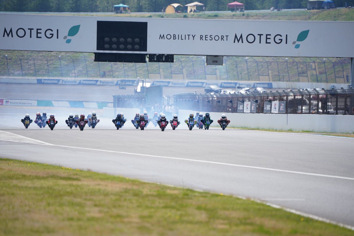 もてぎ 2&amp;4 ポケバイ走行🏍🏎️

一生思い出に残る経験をさせていただき
ありがとうございました🌟

また、かっこいいお写真を撮っていただき
ありがとうございます🙇🏻‍♀️

 #もてぎ2and4