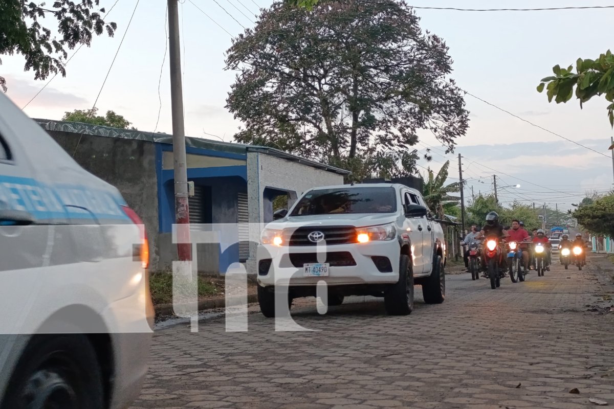 canaltn8's tweet image. 🎺 Diana en Matiguás con alegría popular proclamando la paz y el amor. El pueblo unido celebra el espíritu de abril victorioso. #PazYAmor #Matiguás #Nicaragua