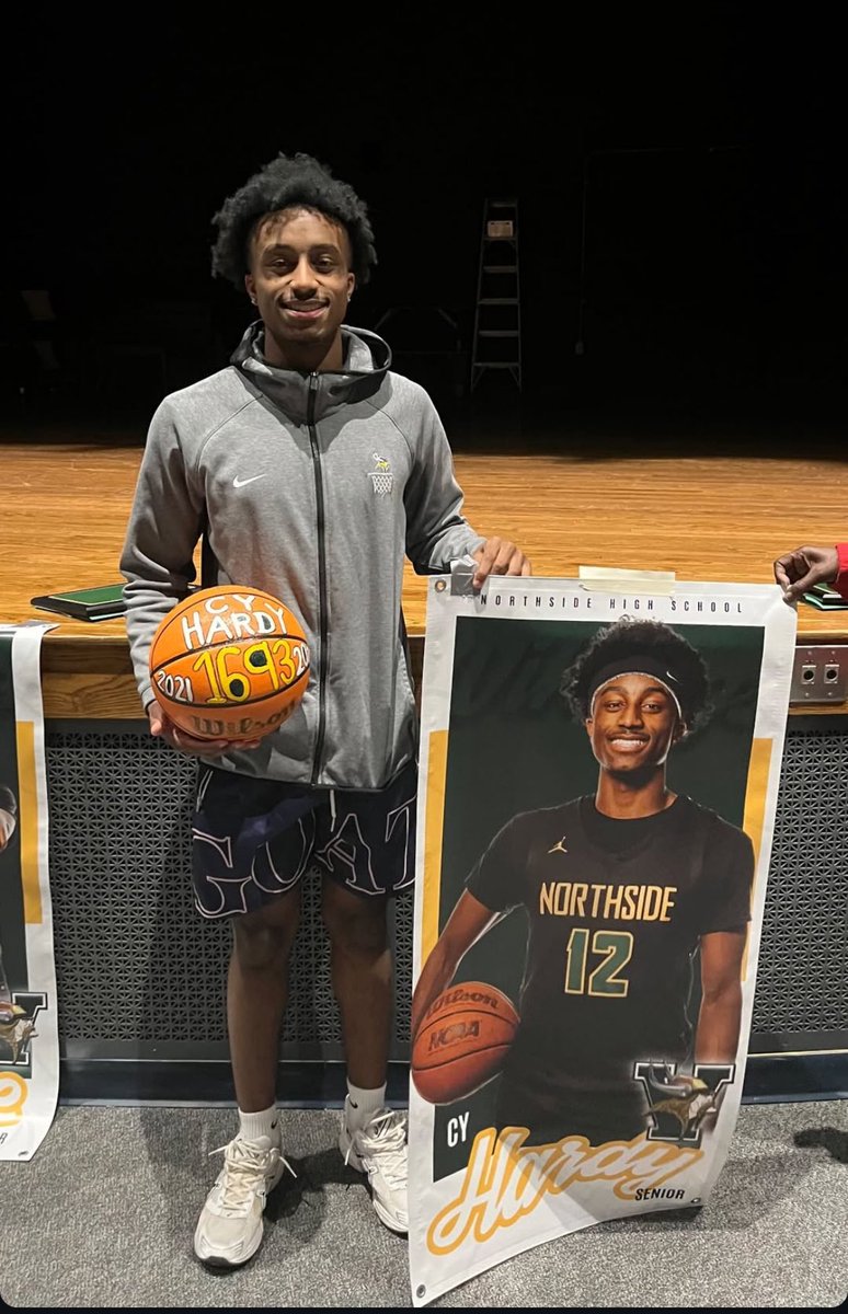 JaeHardy82's tweet photo. Congratulations Son!! @UVAWiseMBB https://t.co/3NYHHki1zS