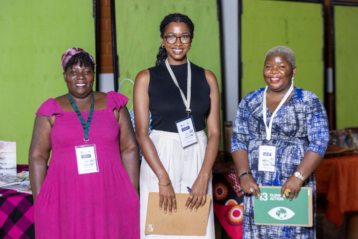 EinsteinRising's tweet image. Well done to our hosts, Rachel Mema and Lela Eromobor, for the Climate Action Summit 2025! Thank you for moving this interactively from the start ✅
#CAS2025 #Innovate4Climate #SustainableFuture #EarthDay2024