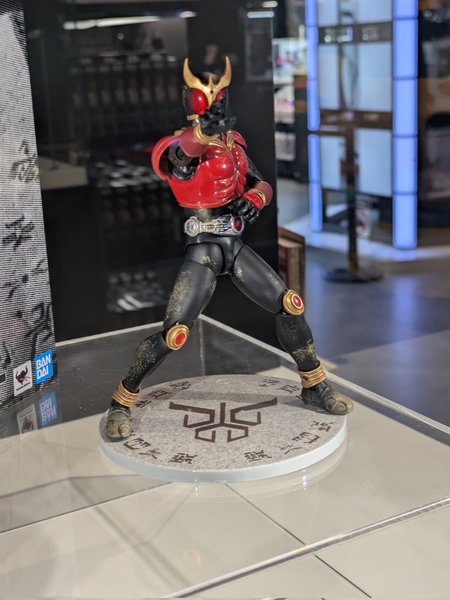 S.H.フィギュアーツ　真骨彫 超古代戦士クウガ　超クウガ展 S.H.Figuarts（真骨彫製法） 超古代戦士クウガ | 魂ウェブ