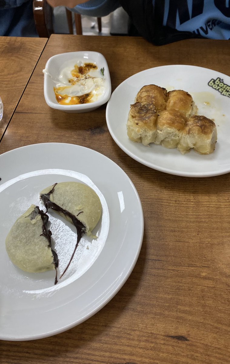 An itibarıyla akmaktayız