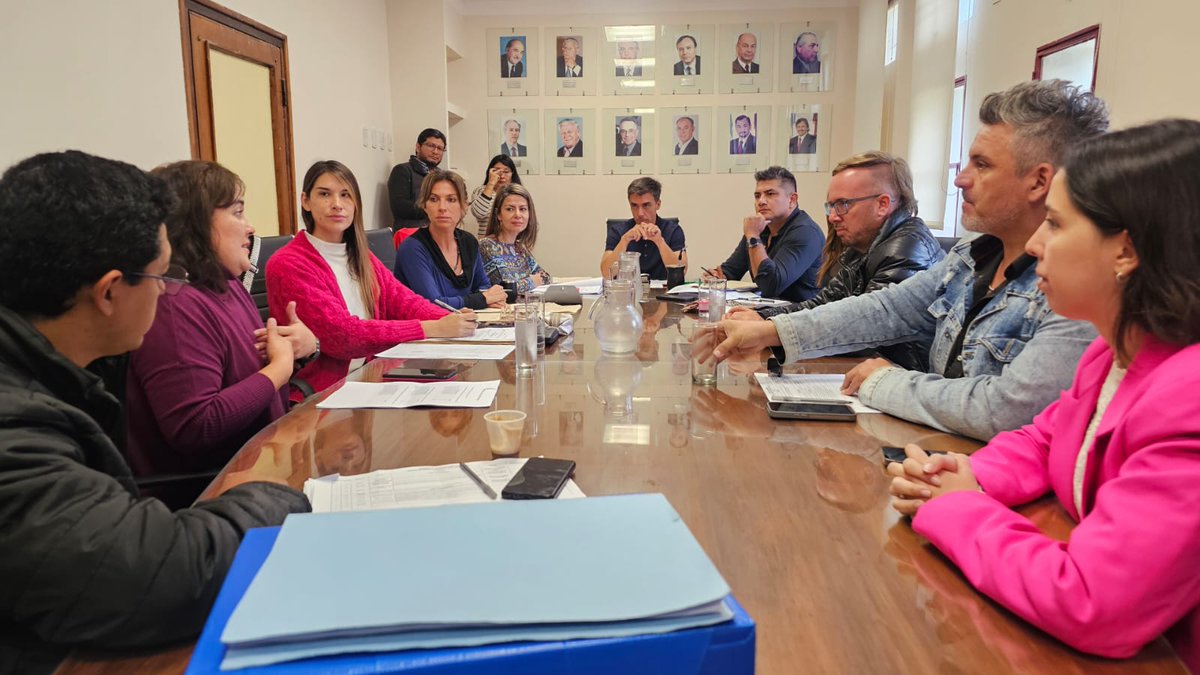 En este momento, concejales analizan expedientes que proponen modificaciones a normativas municipales.

#Legislación 
#Salta